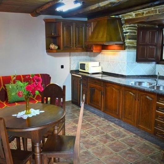 Casa Freixe Apartamentos Rurales Santa Eulalia de Oscos Eksteriør bilde