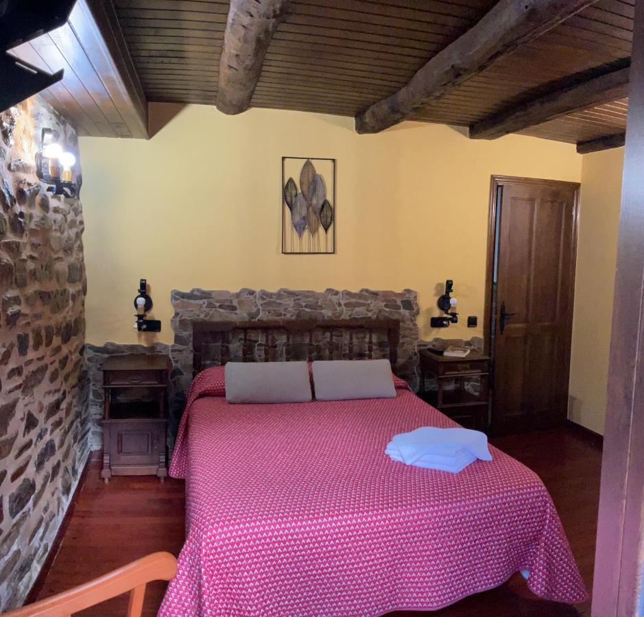 Casa Freixe Apartamentos Rurales Santa Eulalia de Oscos Eksteriør bilde